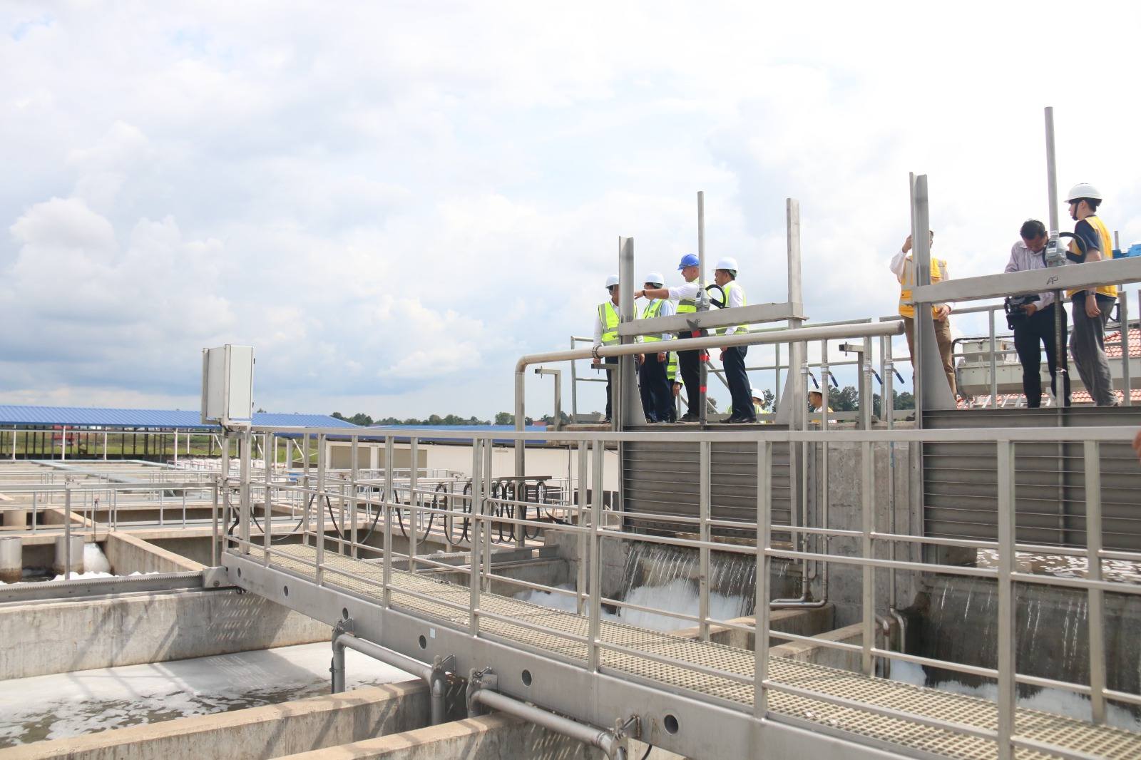 Lào đặt mục tiêu bảo đảm 90% dân đô thị được sử dụng nước sạch vào năm 2030
