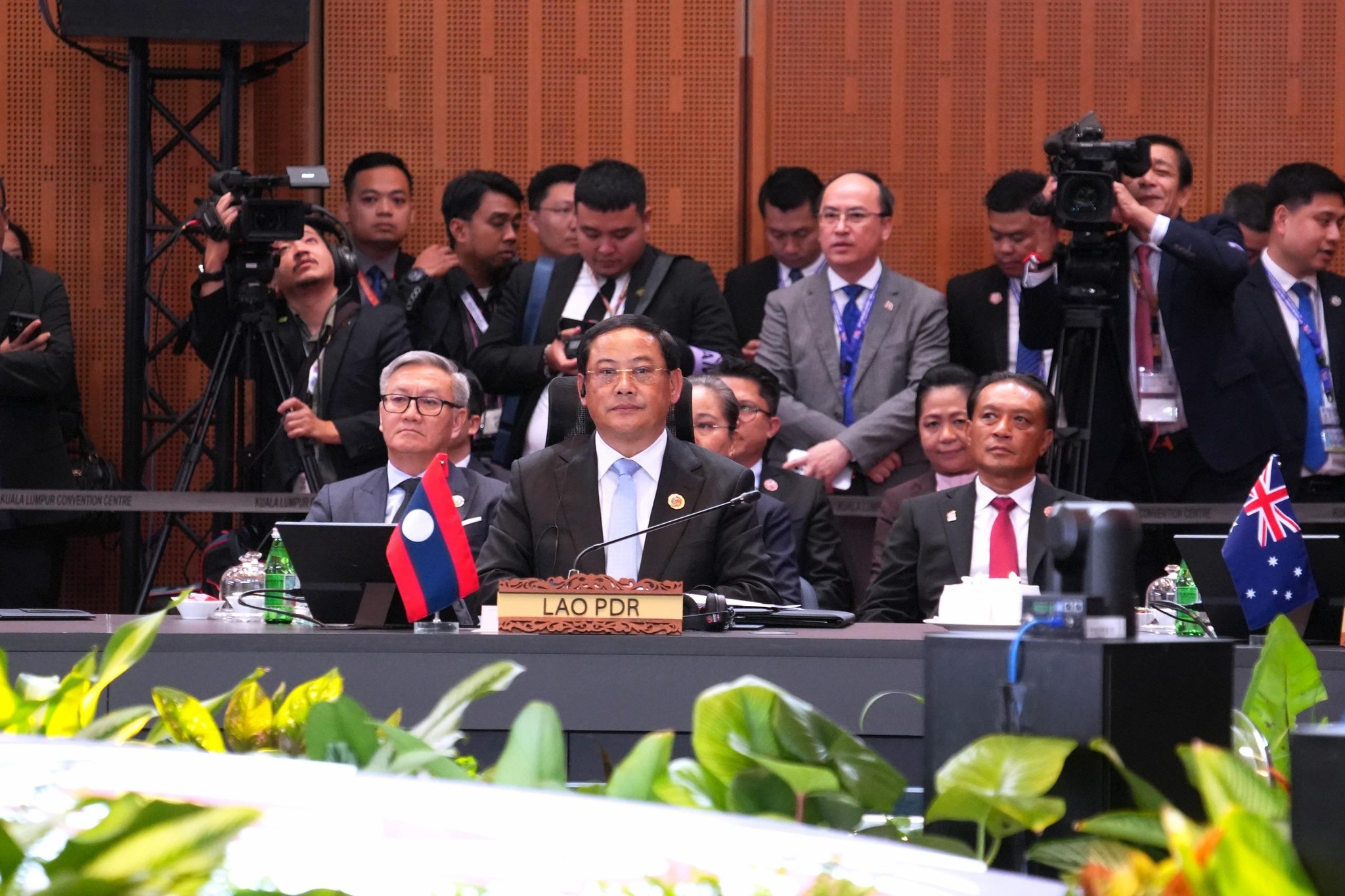 Thủ tướng Lào dự chuỗi Hội nghị Cấp cao ASEAN tại Malaysia