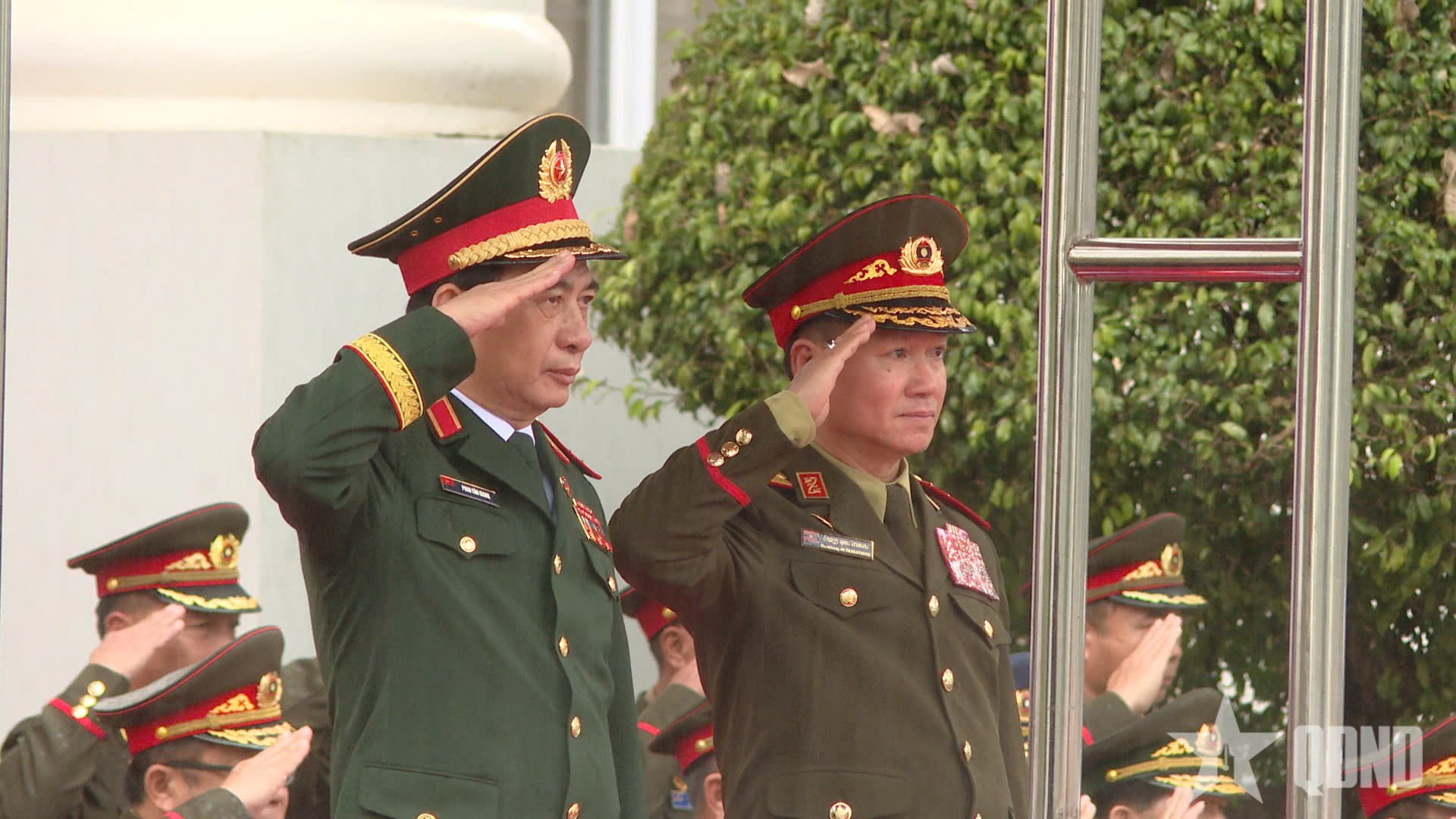 Đại tướng Phan Văn Giang hội đàm với Bộ trưởng Bộ Quốc phòng Lào