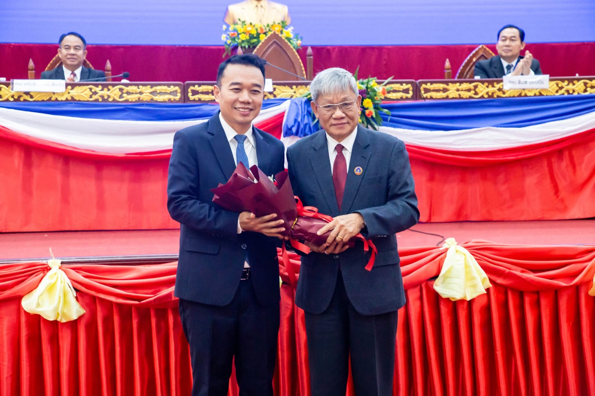 Ông Suksavanh Vilayvong được bầu giữ chức Chủ tịch Ủy ban Chính quyền tỉnh Champasak