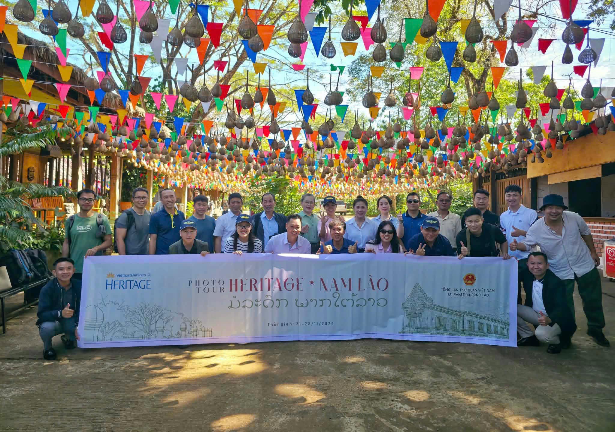 Chương trình photo tour lan tỏa vẻ đẹp thiên nhiên và văn hóa Lào