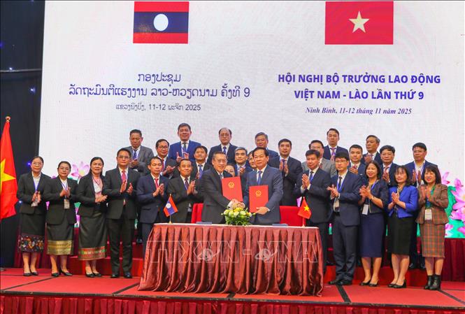 Thúc đẩy quan hệ hợp tác Việt Nam – Lào trong lĩnh vực lao động, người có công