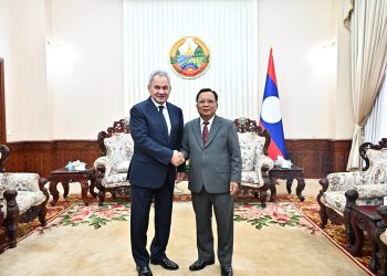 Phó Thủ tướng Lào tiếp Thư ký Hội đồng An ninh Liên bang Nga