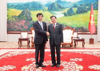 Tổng Bí thư, Chủ tịch nước Thongloun Sisoulith tiếp Chủ tịch Chính Hiệp toàn quốc Trung Quốc Vương Hộ Ninh