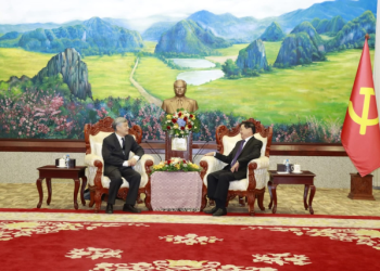 Đoàn đại biểu Đảng Cộng sản Trung Quốc thăm và làm việc tại Lào