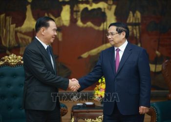 Thủ tướng Phạm Minh Chính tiếp Bộ trưởng Bộ Giáo dục và Thể thao Lào