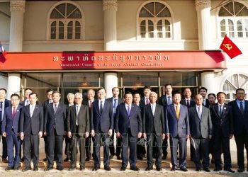 Việt Nam – Lào tăng cường trao đổi thông tin khoa học lý luận