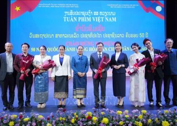 Bế mạc Tuần phim Việt Nam tại Lào nhân kỷ niệm 50 năm Quốc khánh Lào