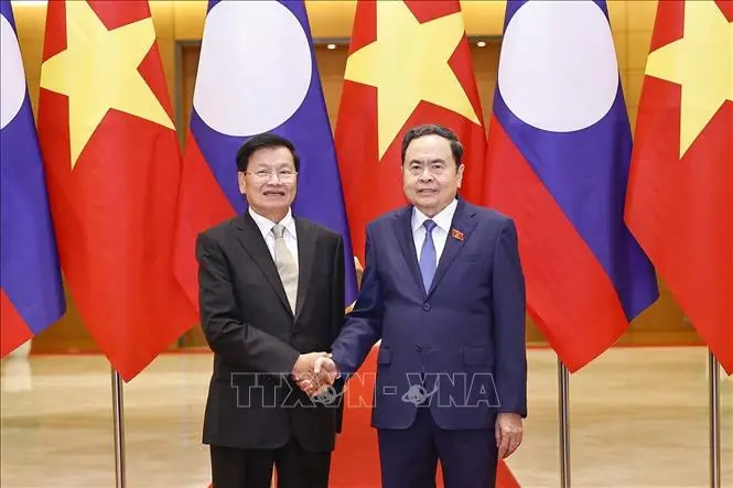 Chủ tịch Quốc hội Trần Thanh Mẫn hội kiến Tổng Bí thư, Chủ tịch nước Lào Thongloun Sisoulith
