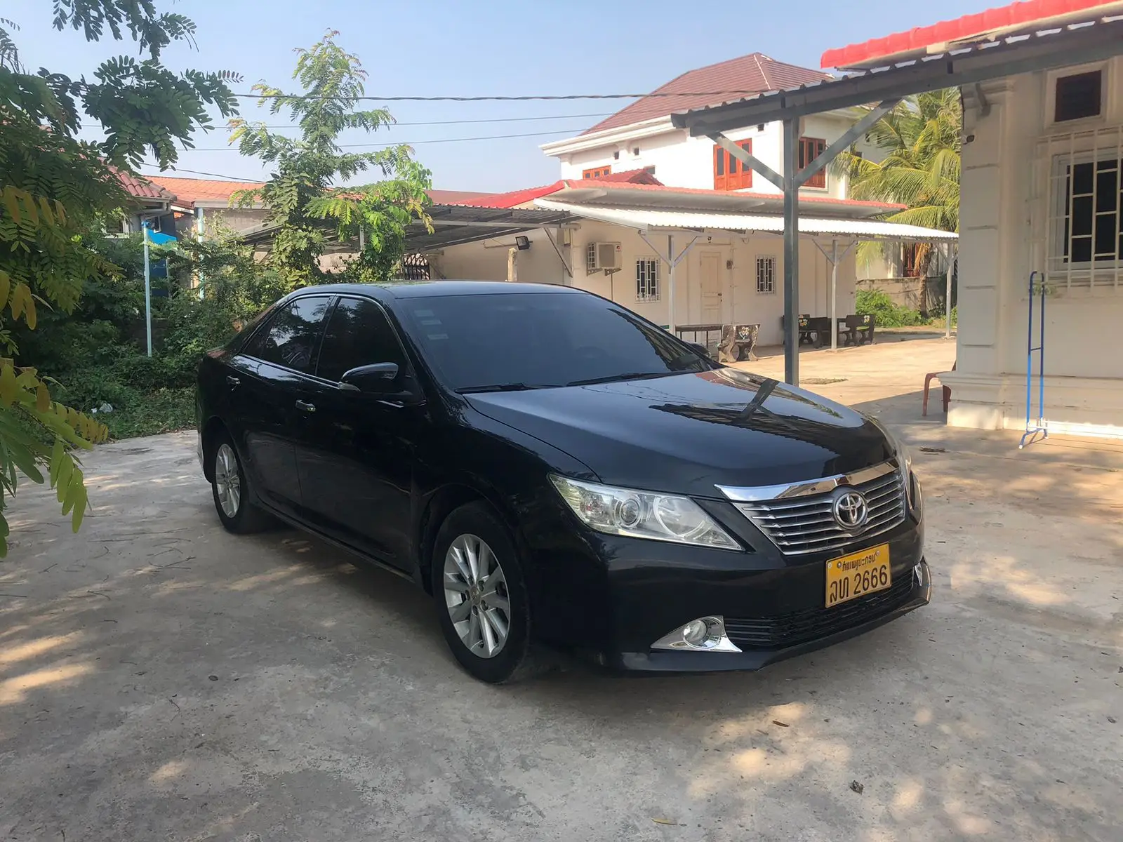 Rao vặt: Bán xe Toyota Camry 2014