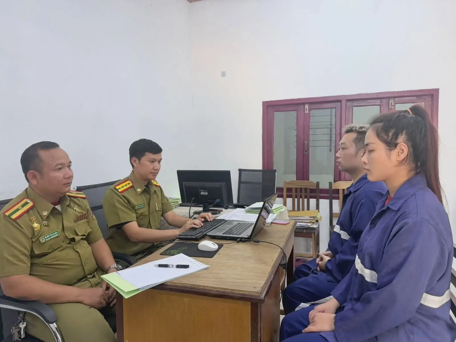 Viêng Chăn bắt giữ 17 công dân Việt Nam liên quan hoạt động lừa đảo trực tuyến