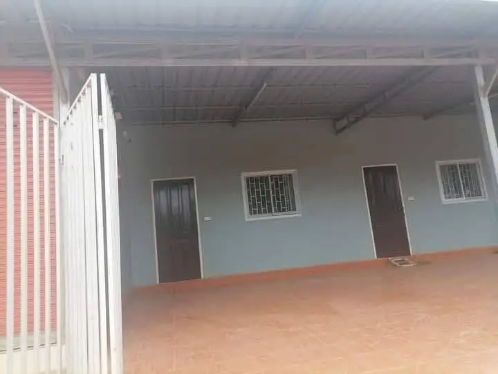 Phòng trọ cho thuê: Bản Xiêng-đa, quận Saysettha, Thủ đô Viêng Chăn