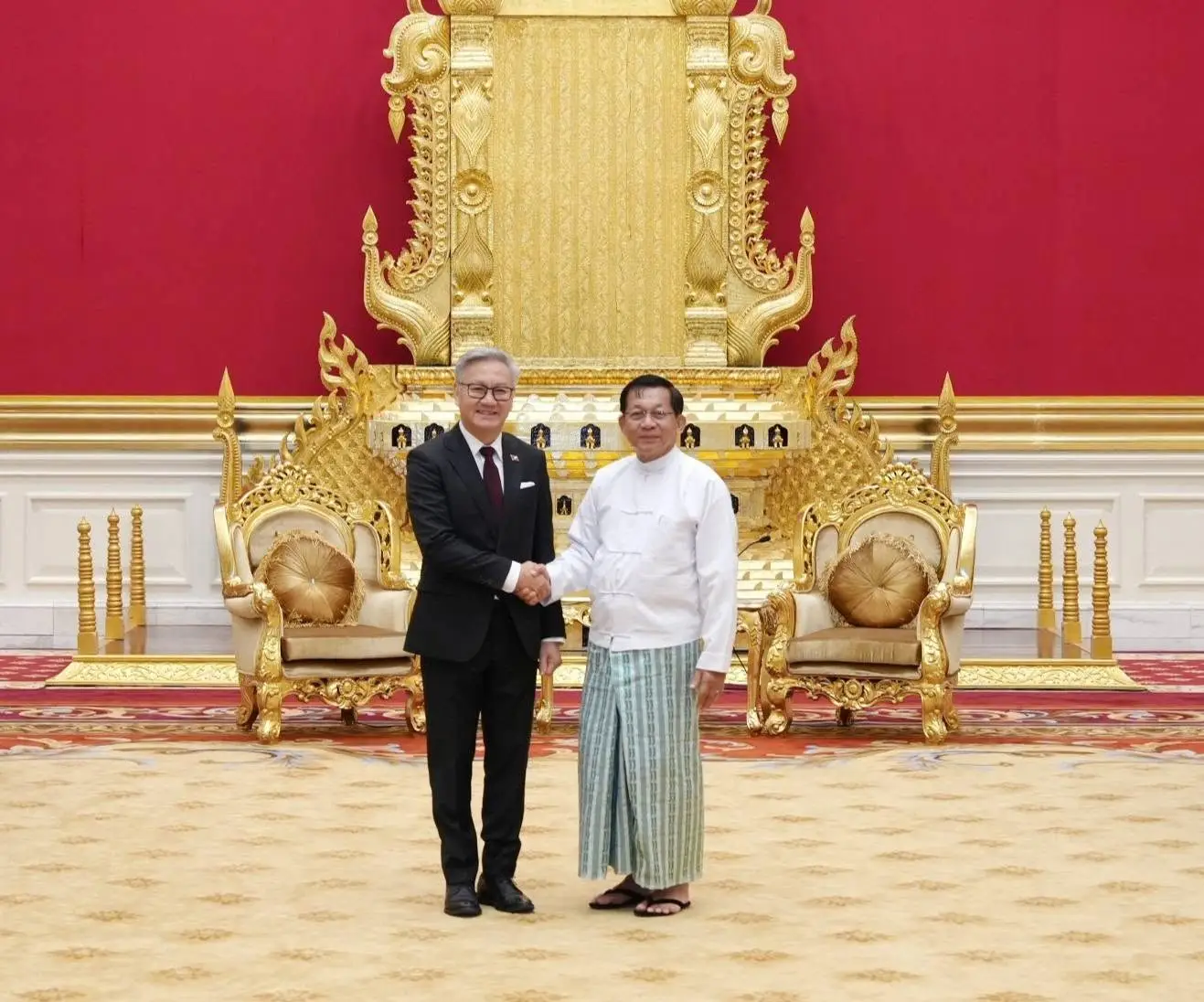 Phó Thủ tướng, Bộ trưởng Ngoại giao Lào hội kiến Tổng thống Myanmar