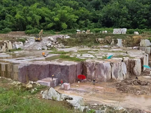 Lào thẩm định đánh giá tác động môi trường dự án khai thác đá cẩm thạch quy mô 688ha tại Văng Viêng
