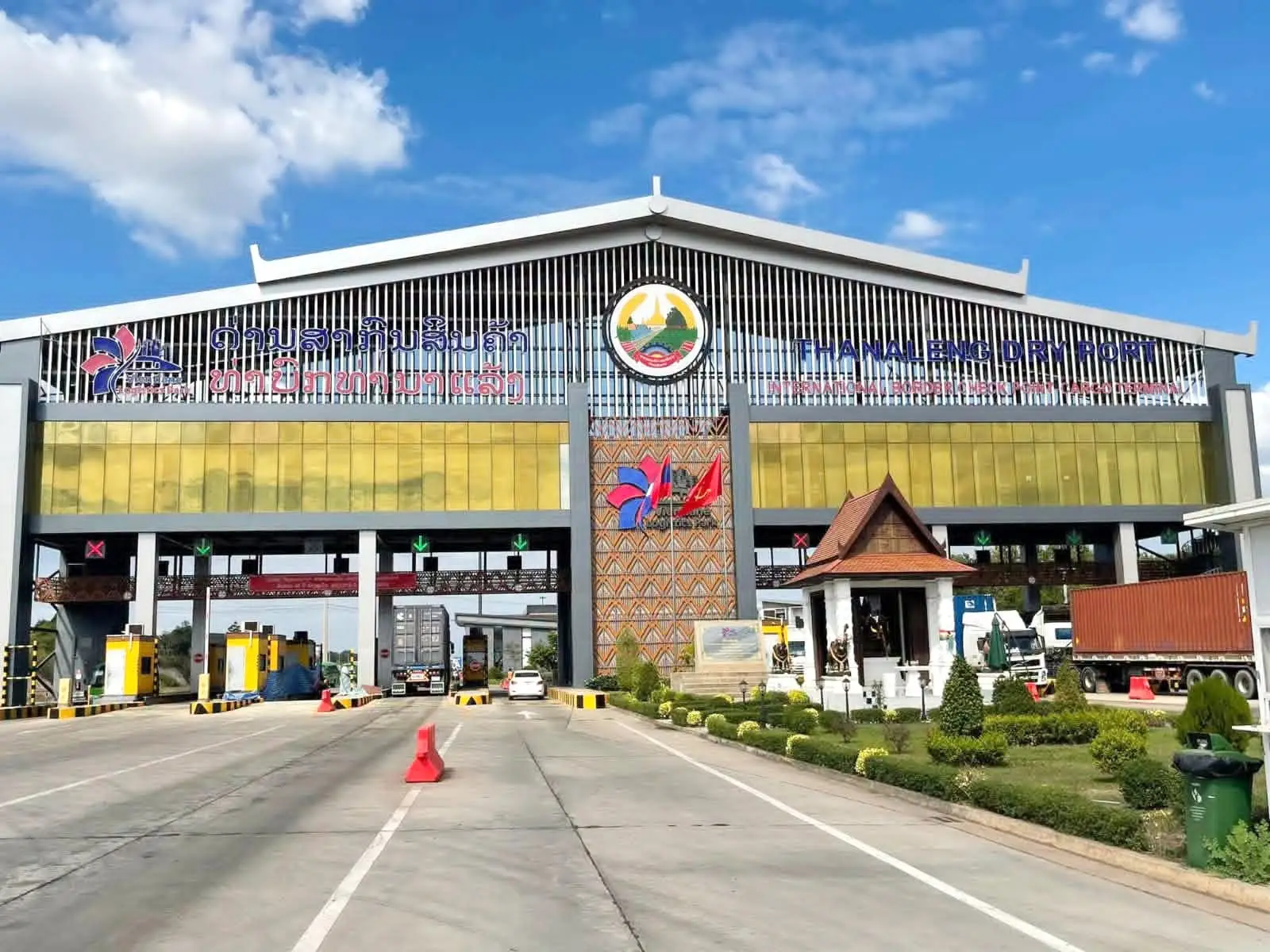 Xuất khẩu nông sản qua Cửa khẩu quốc tế Hữu nghị Lào – Thái số 1 đạt hơn 6,3 triệu USD