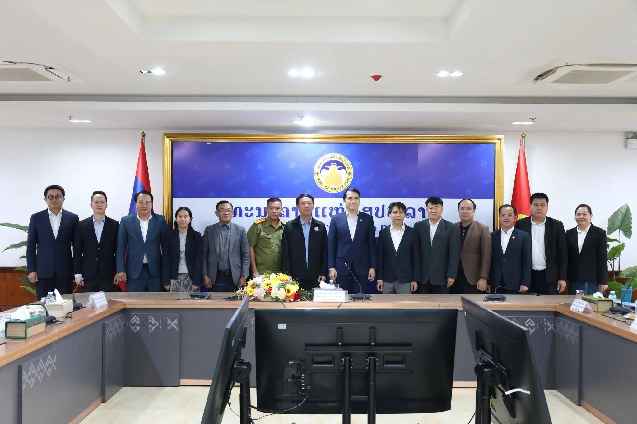 Thanh toán điện tử tại Lào tăng mạnh trong quý II/2026