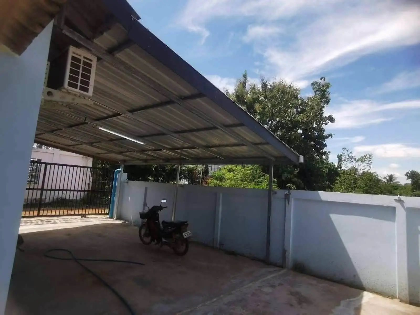 Nhà cho thuê: Bản Na-xạng-phải, quận Xaysettha, Thủ đô Viêng Chăn