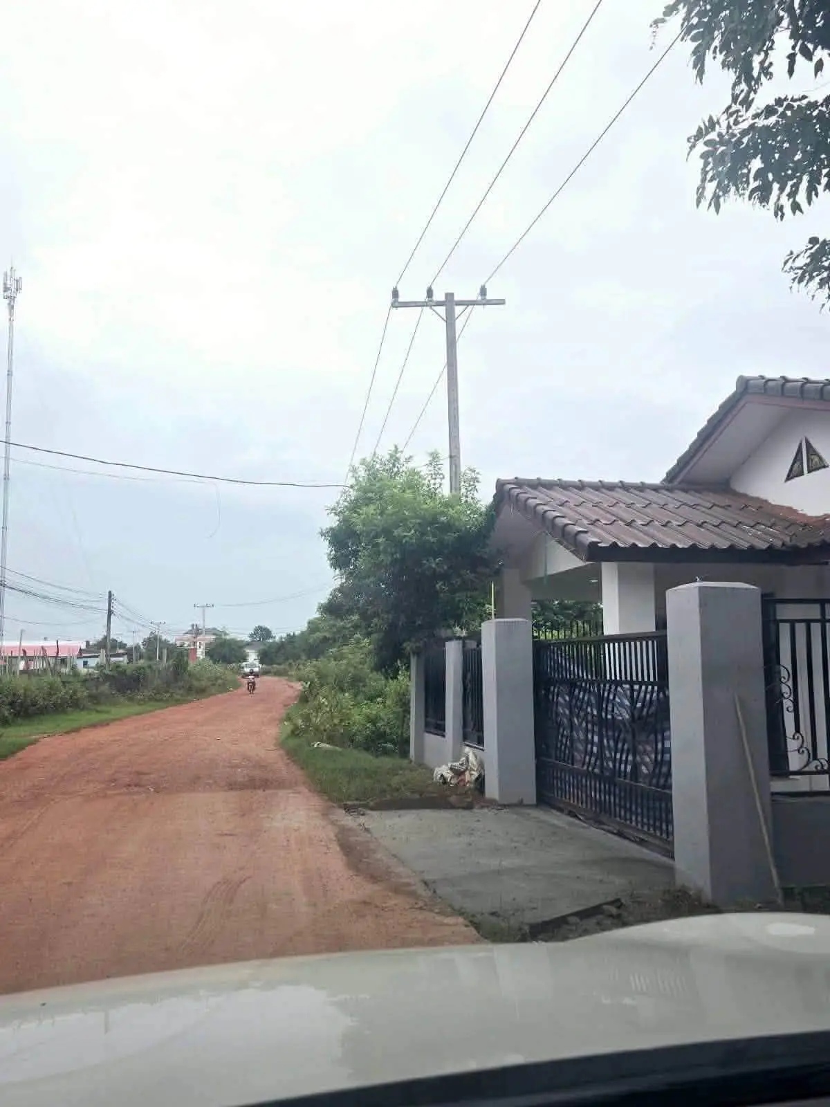 Cho thuê nhà: Bản Xiêng-đa, quận Xaysettha, Thủ đô Viêng Chăn