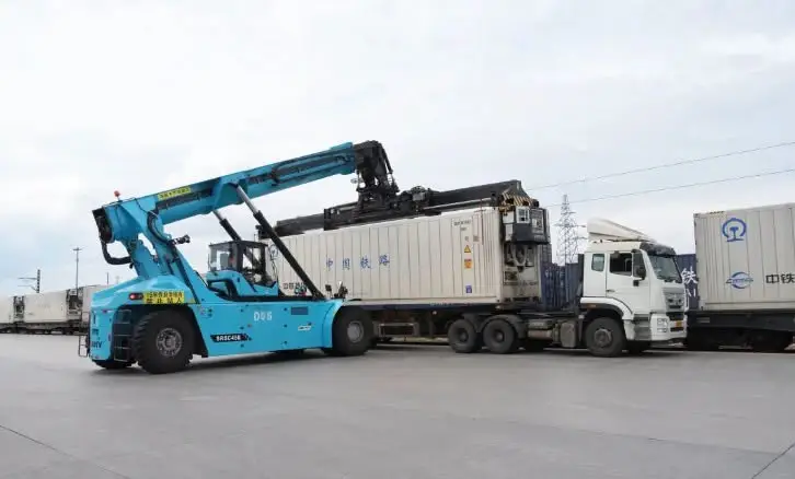 Hơn 100.000 tấn rau củ Vân Nam được xuất khẩu qua đường sắt Lào – Trung