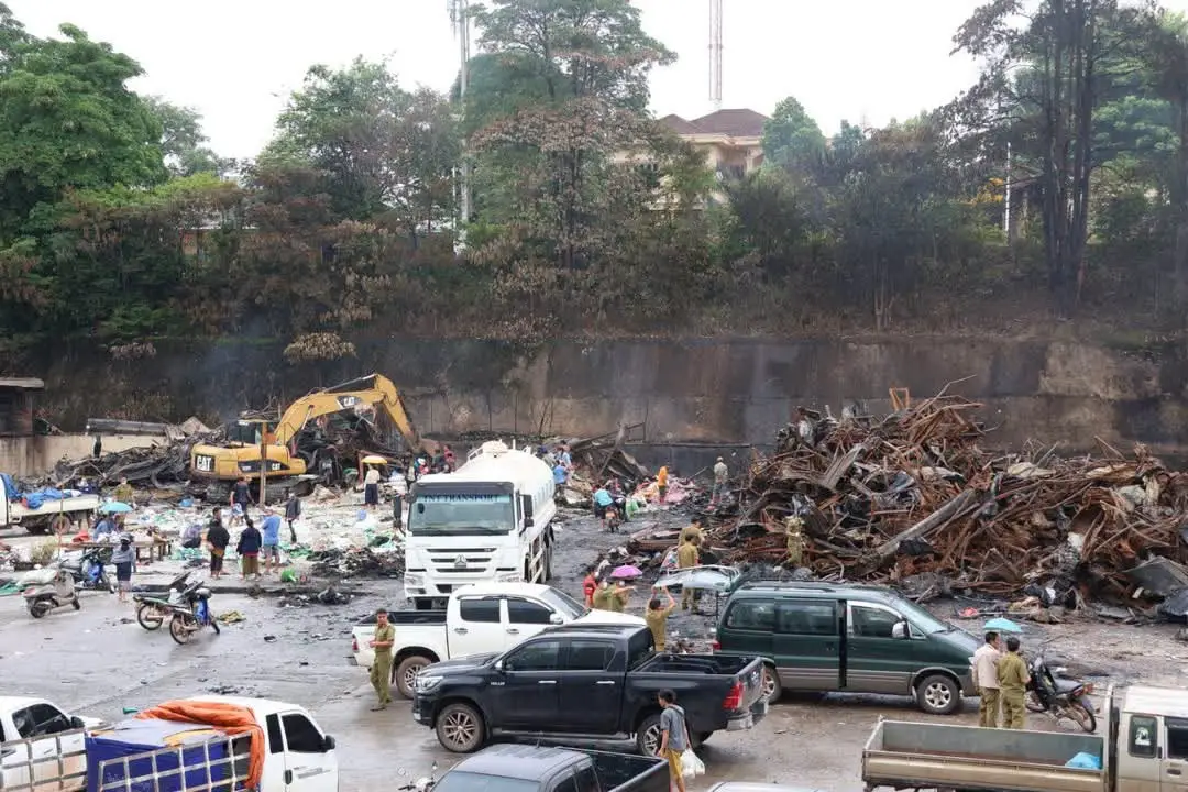 Cháy chợ Souksomboun tại Khammuon gây thiệt hại hàng tỷ Kip