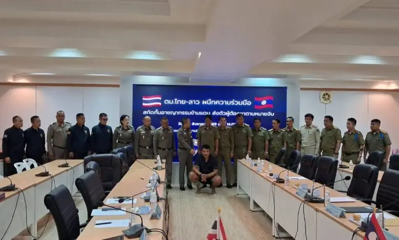 Thái Lan bàn giao nghi phạm vụ nổ súng làm chết người cho Lào