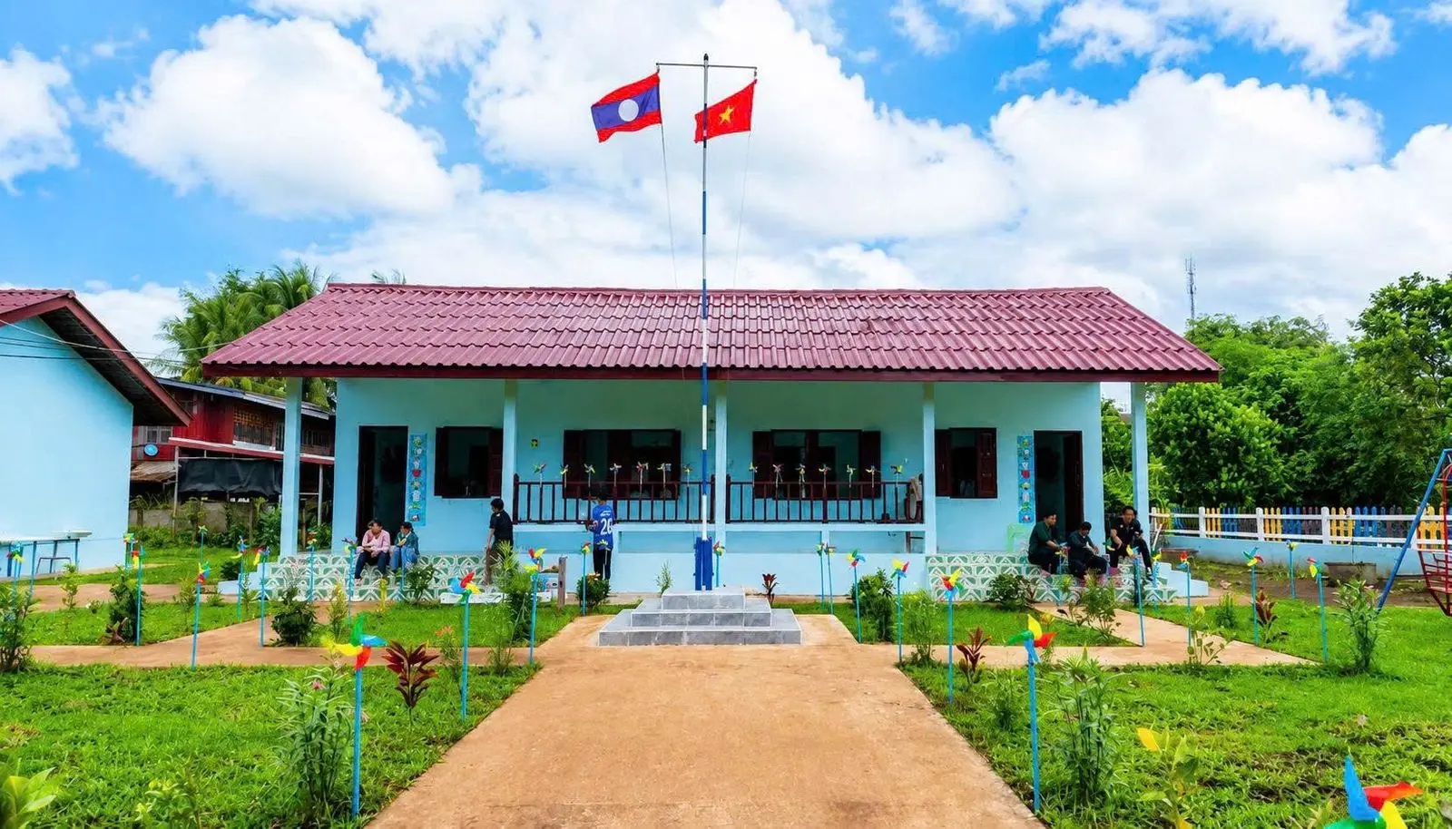 Doanh nghiệp Việt Nam hỗ trợ xây trường mầm non tại Champasak