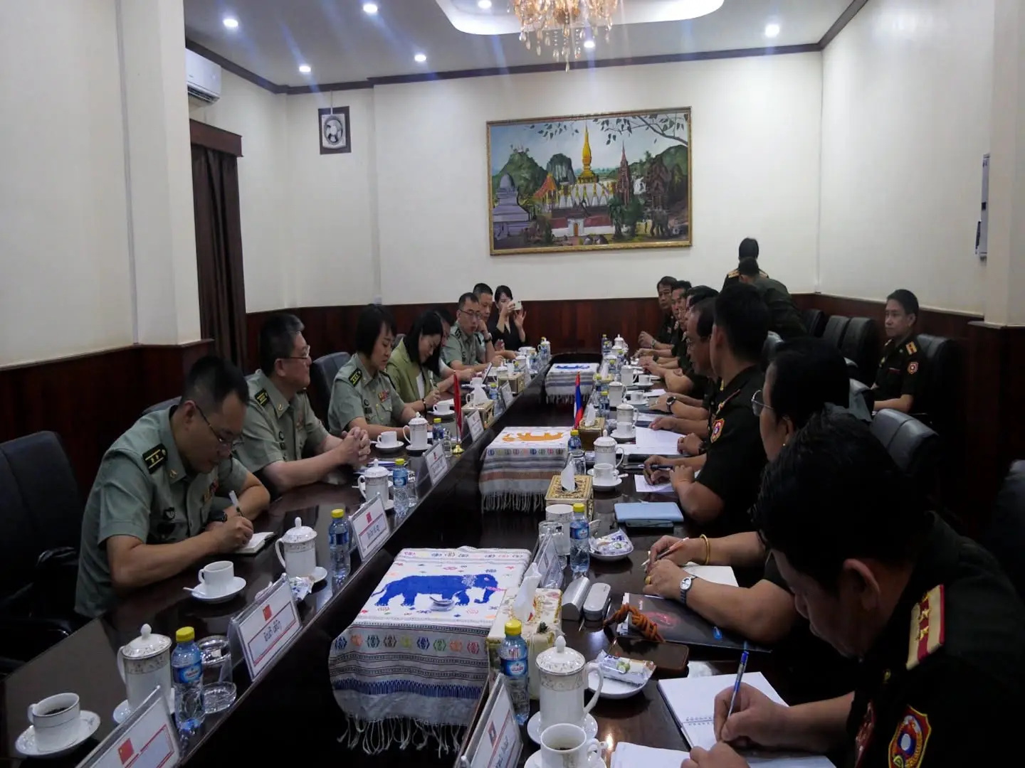 Lào – Trung Quốc thống nhất kế hoạch diễn tập “Đoàn tàu Hòa bình-2026”