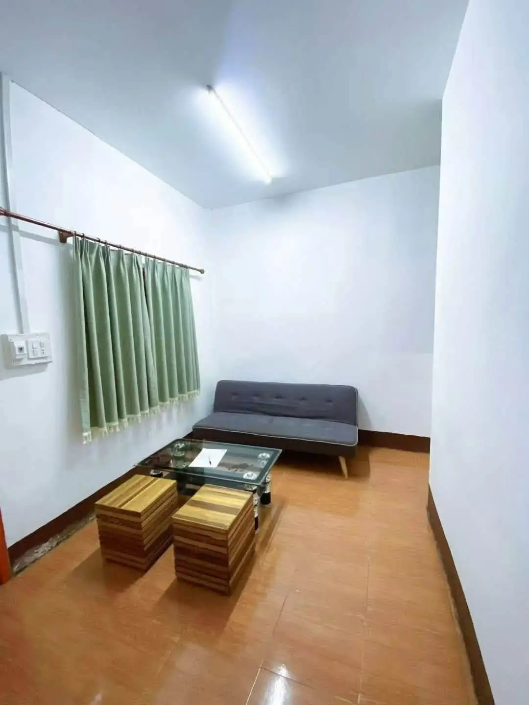 Cho thuê nhà: Khu vực chợ Xăng-chiêng- Trung tâm Thương mại Trung Quốc, Thủ đô Viêng Chăn