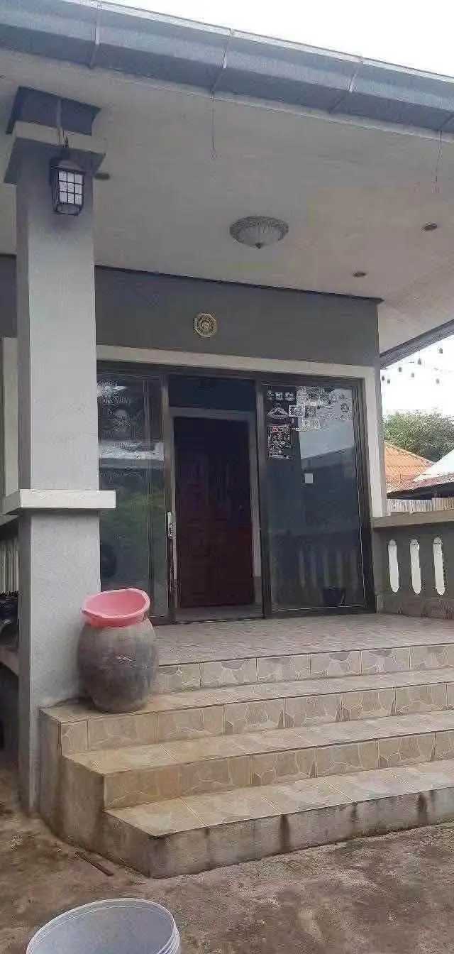 Cho thuê nhà: Bản Nong-niệu, Cho thuê nhà quận Sikhotthabong, Cho thuê nhà Thủ đô Viêng Chăn