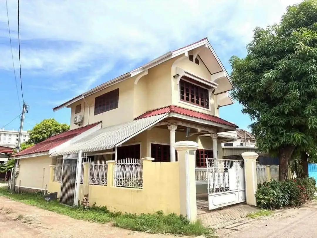 Cho thuê nhà: Bản Xỉ-khay, quận Sikhotthabong, Thủ đô Viêng Chăn
