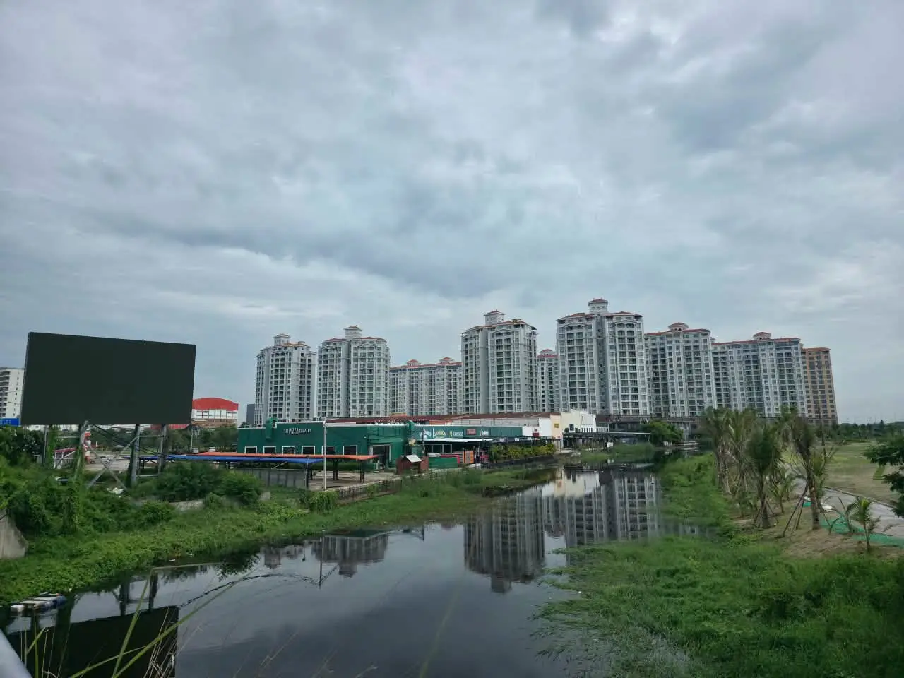 ADB dự báo kinh tế Lào tăng trưởng 4% trong năm 2026