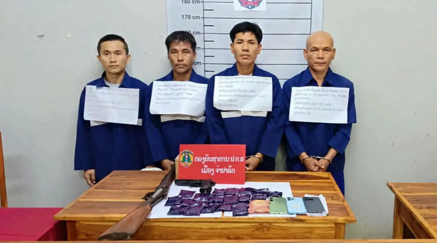 Champasak bắt 4 đối tượng, thu giữ 4.427 viên ma túy