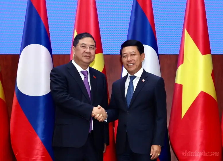 Phó Thủ tướng Thường trực Phạm Gia Túc hội đàm, thúc đẩy gắn kết chiến lược Việt Nam-Lào