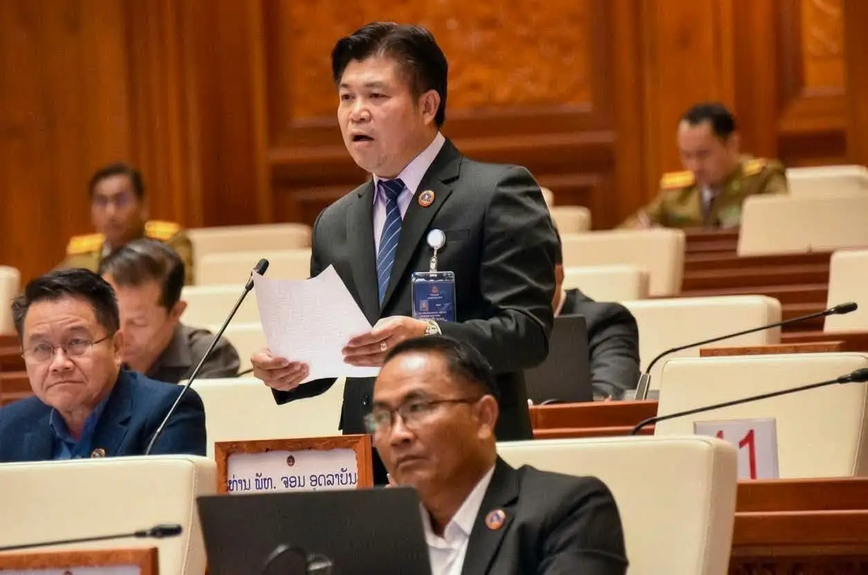 Đại biểu Quốc hội Lào góp ý dự thảo Luật Lực lượng Công an nhân dân