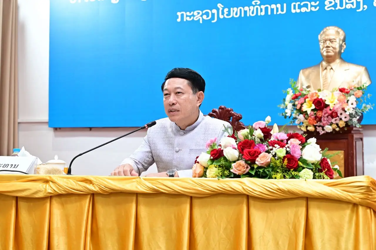 Thủ tướng Lào yêu cầu nâng cao hiệu quả đầu tư hạ tầng giao thông