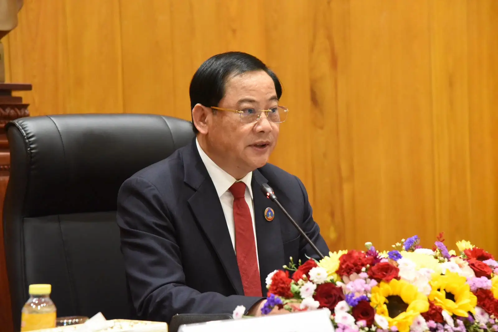 Chủ tịch Quốc hội Lào yêu cầu cảnh giác trước chiến lược “diễn biến hòa bình”