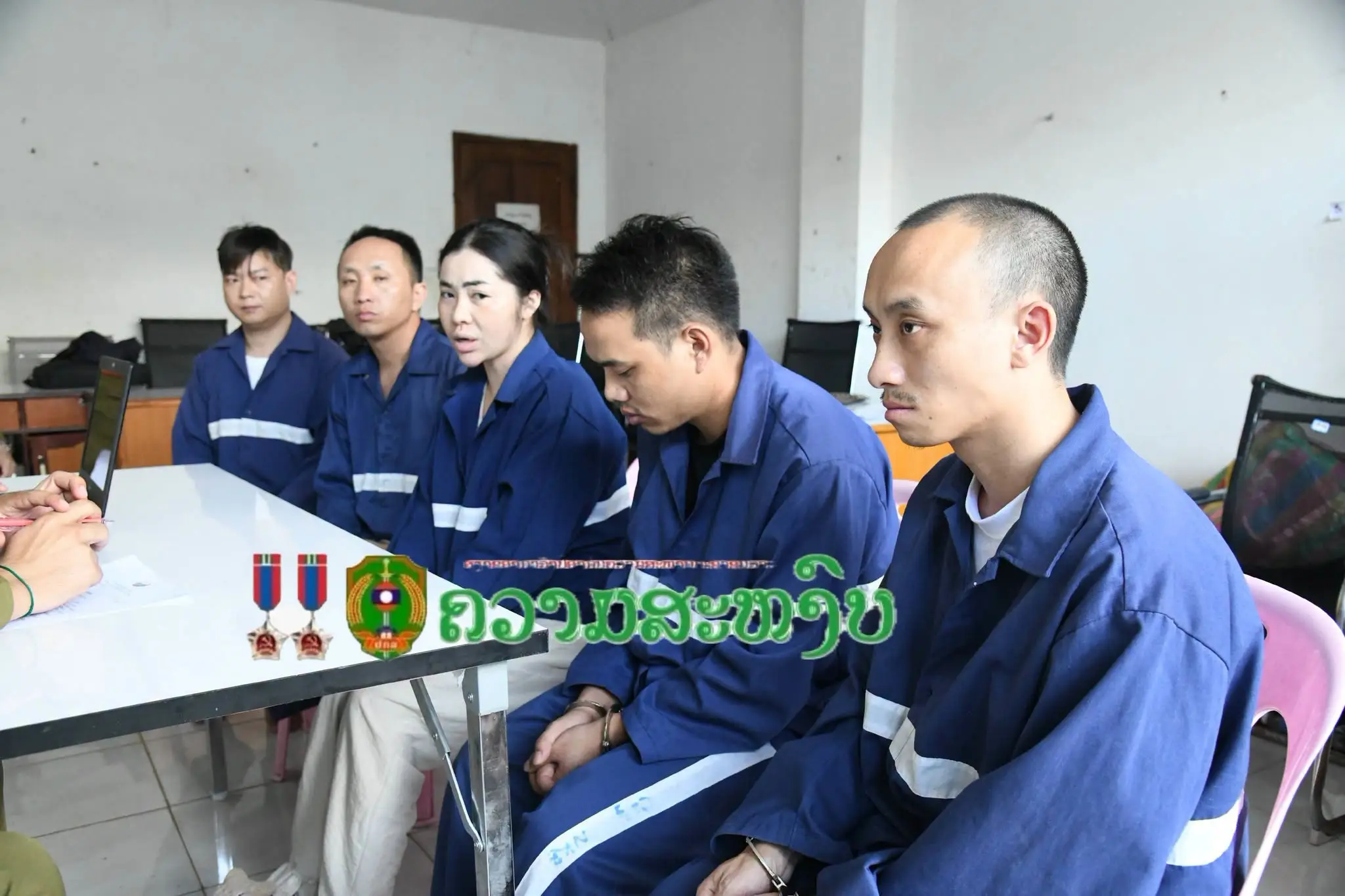 Công an Thủ đô Viêng Chăn bắt 5 đối tượng dàn cảnh ép chuyển tiền tại nhà nghỉ