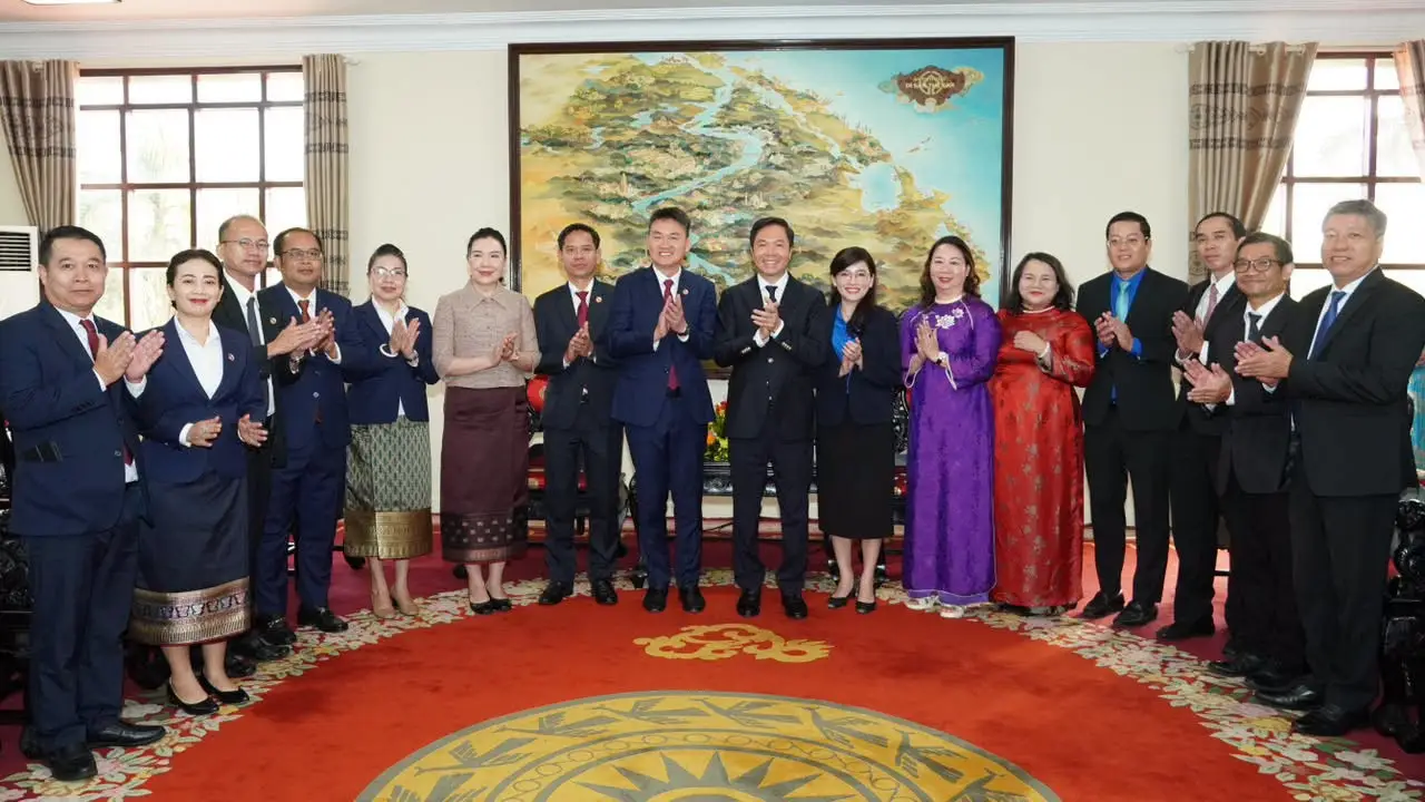 Thanh niên Lào – Huế thúc đẩy hợp tác giáo dục và giao lưu văn hóa.