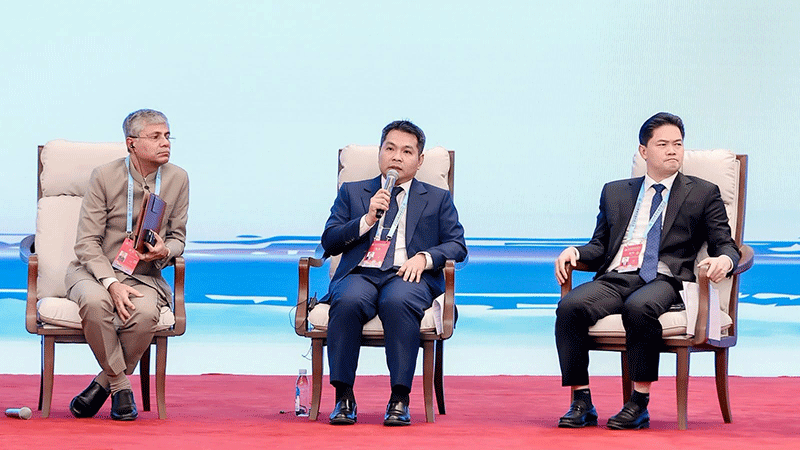 Lào tìm kiếm hợp tác quốc tế để phát triển y học cổ truyền