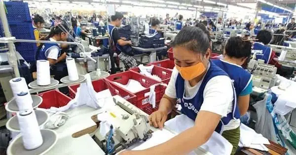 Lào tăng lương tối thiểu từ ngày 1/1/2027