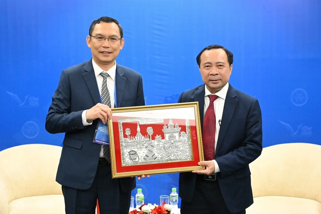 Việt Nam sẵn sàng giúp Lào phát triển khoa học công nghệ, chuyển đổi số